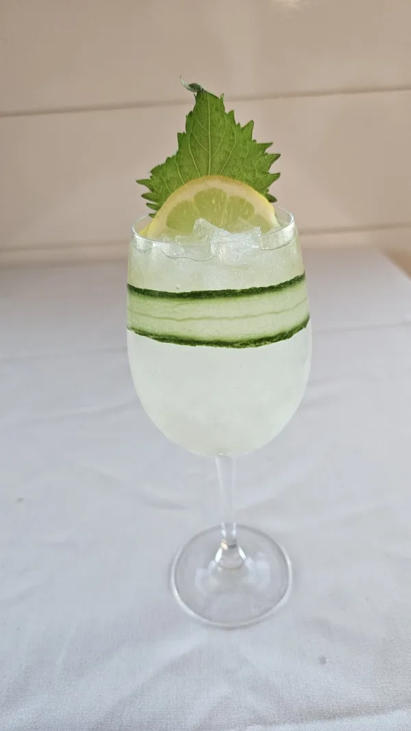 Shiro Spritzy cocktail